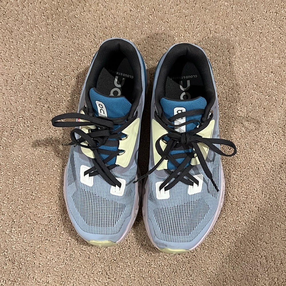 On Cloudstratus - Picture 2 of 4